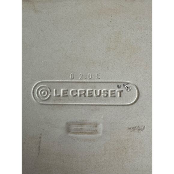 Le Creuset Red Stonewear 12.75” x 10.5” Caserole Pan - Picture 13 of 13